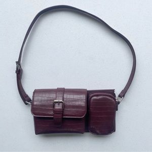 Urban Outfitters Dahlila Baguette Bag in Brown